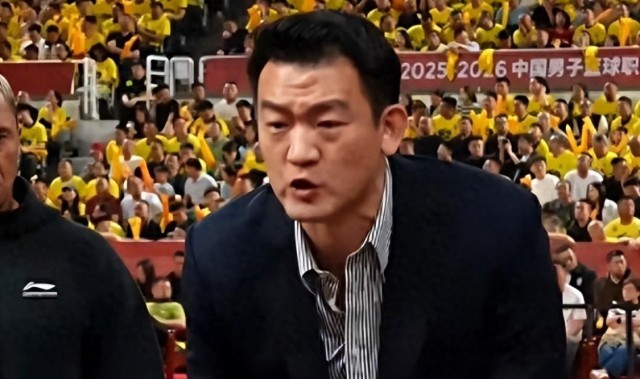 开云体育APP下载-CBA8进4生死战！广厦客场翻盘，山西错失赛点，排名主动权易主